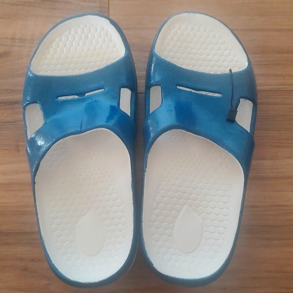 Spencer slip ons size 7